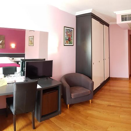 Hotel Venta De Etxalar Ngoại thất bức ảnh