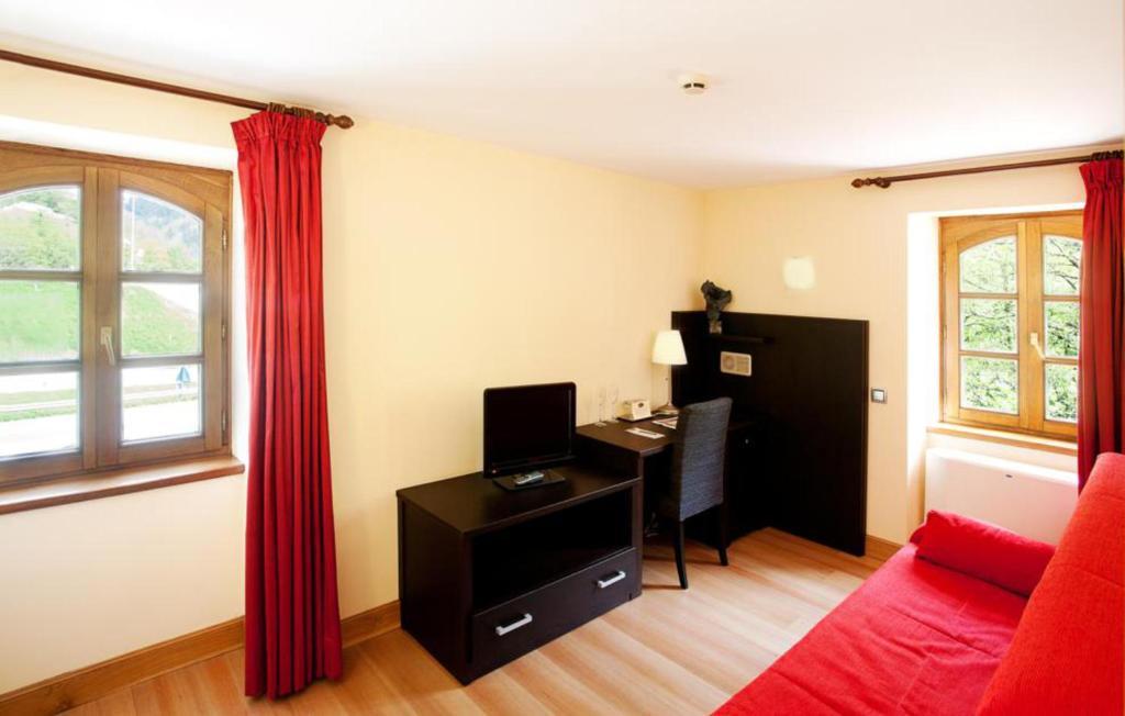 Hotel Venta De Etxalar Ngoại thất bức ảnh