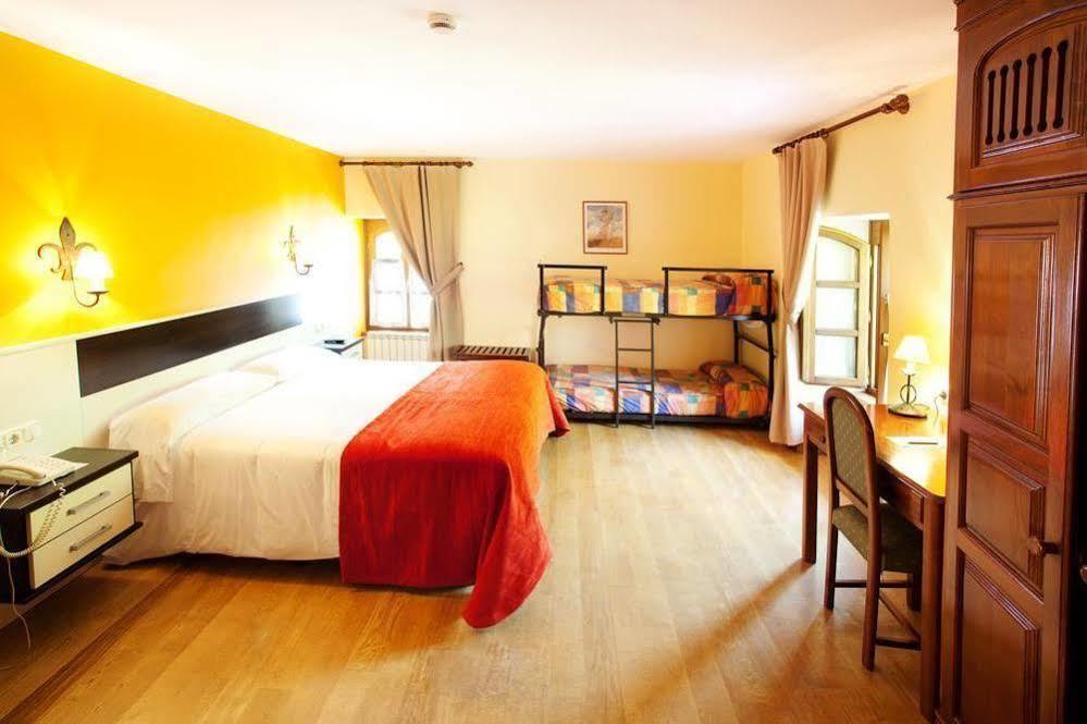 Hotel Venta De Etxalar Ngoại thất bức ảnh